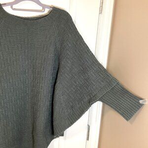Shalimar Women's Knitted Gray Acrylic Poncho Sweater One Size